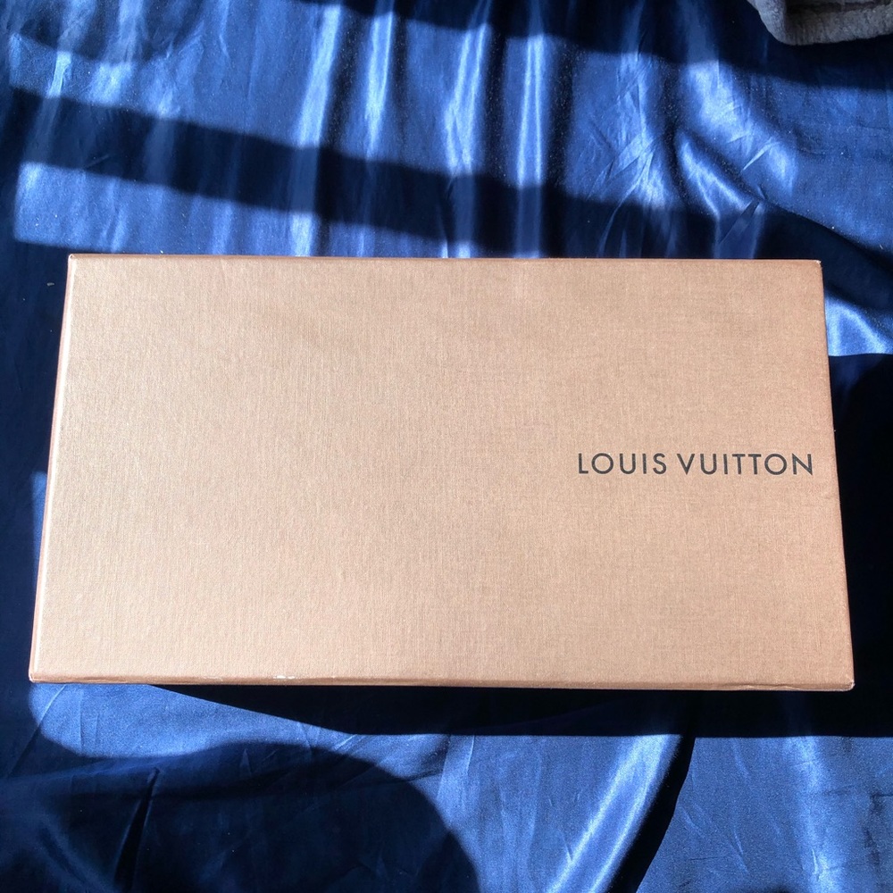 Vintage Louis Vuitton Kitten Heels - Picture 3 of 6